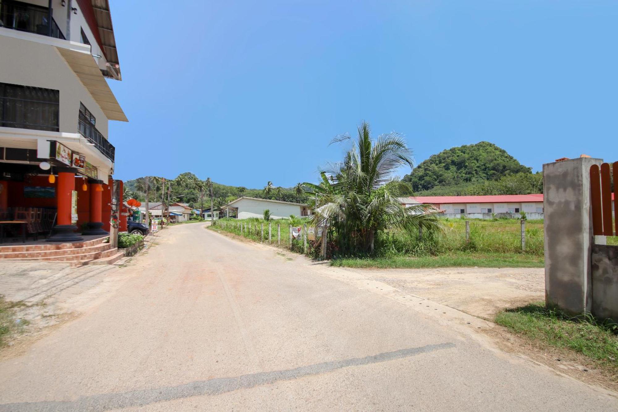 Oyo 1122 Napas House Hotel Krabi Luaran gambar